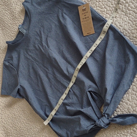 NWT Albion Size Small Tie Knot Waist Short Sleeve Top - Picture 7 of 14